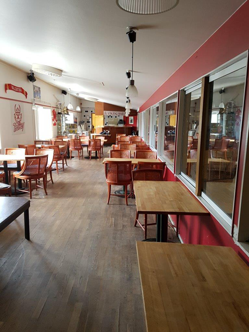Rookie Café & Restaurang i Vallentuna Ishall